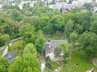 Samorządowe Przedszkole nr 51, ul. Estońska 2 - wykonanie bezpiecznej nawierzchni