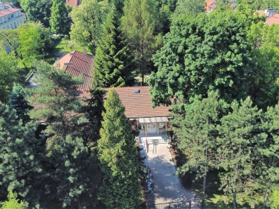 Samorządowe Przedszkole nr 46, os. Na Skarpie 46 - wymiana parkietu, inne prace remontowe 