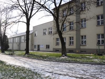 Szkoła Podstawowa nr 50, ul. Katowicka 28 - remont sal i klatki schodowej