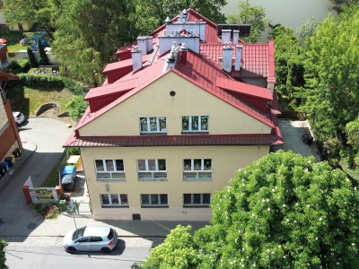 Samorzadowe Przedszkole nr 78, al. Kasztanowa 6 - MODERNIZACJA - wykonanie wiaty od strony zaplecza, modernizacja placu zabaw (projekt)